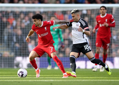 Liverpool trở lại mạch thắng, tạm vượt mặt Man City- Ảnh 2. Liverpool trở lại mạch thắng ở Giải ngoại hạng Anh - Ảnh: REUTERS