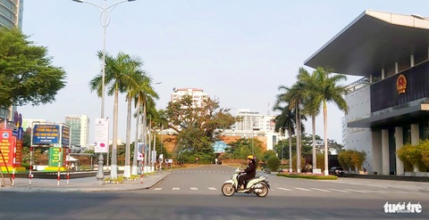 Quảng trường ngàn tỉ ở vị trí 'kim cương' Đà Nẵng sẽ như thế nào?- Ảnh 2. Hiện trạng phía trước Thành Điện Hải - Ảnh: ĐOÀN CƯỜNG
