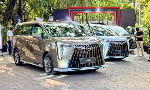 Ở Philippines, GAC Trumpchi M8 được phân phối với hai phiên bản GL Master và GX Master. Khi mới ra mắt, mẫu xe này được ví von như 