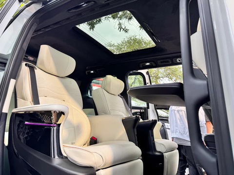Xe Trung Quốc sao chép Lexus LM, đấu Toyota Alphard bằng giá rẻ- Ảnh 9. Xe Trung Quốc sao chép Lexus LM, đấu Toyota Alphard bằng giá rẻ- Ảnh 9.