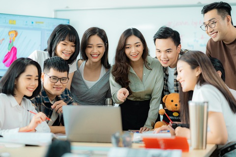 HUFLIT không tăng học phí năm học 2024 - 2025- Ảnh 1. Chia sẻ cùng người học, HUFLIT không tăng học phí năm học 2024 - 2025