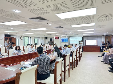 Ế 13.400 lượng vàng sau phiên đấu thầu sáng nay- Ảnh 2. Quang cảnh buổi đấu thầu vàng đầu tiên được Ngân hàng Nhà nước mở lại sau 11 năm vào sáng nay - Ảnh: HẢI NAM
