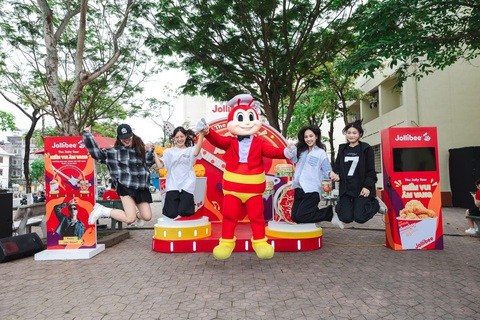 Kết nối sinh viên qua hành trình The Jolly Tour- Ảnh 1. Kết nối sinh viên qua hành trình The Jolly Tour- Ảnh 1.