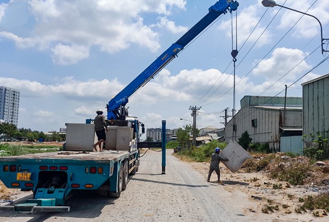 Tập đoàn Thuận An thi công trở lại dự án tuyến kênh dài nhất TP.HCM- Ảnh 1. Tập đoàn Thuận An đã thi công trở lại tại gói thầu dự án Tham Lương - Bến Cát - rạch Nước Lên - Ảnh: GIAI THỤY