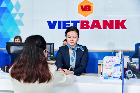 Vietbank dự kiến chia cổ tức 25% và tăng vốn điều lệ năm thứ 2 liên tiếp- Ảnh 1. Hình ảnh giao dịch khách hàng