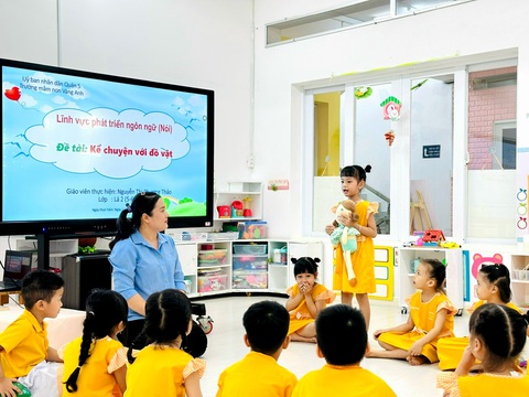 Trường mầm non công lập tính thu học phí gần 8 triệu/tháng: Phòng giáo dục nói gì?- Ảnh 1. Một hoạt động của học sinh Trường mầm non Vàng Anh, quận 5, TP.HCM - Ảnh: Nhà trường cung cấp