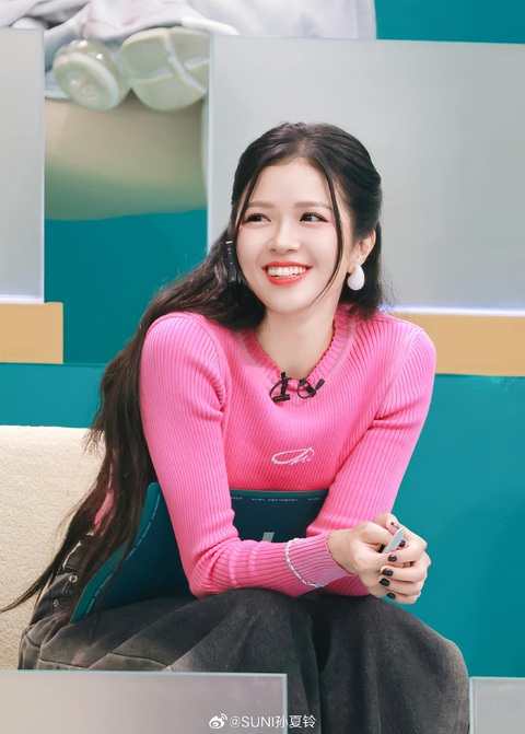 Suni Hạ Linh bất ngờ đăng tâm thư muốn 'sống thật', đập tan tin đồn bị loại sớm- Ảnh 3. Suni Hạ Linh bất ngờ đăng tâm thư muốn 'sống thật', đập tan tin đồn bị loại sớm- Ảnh 3.