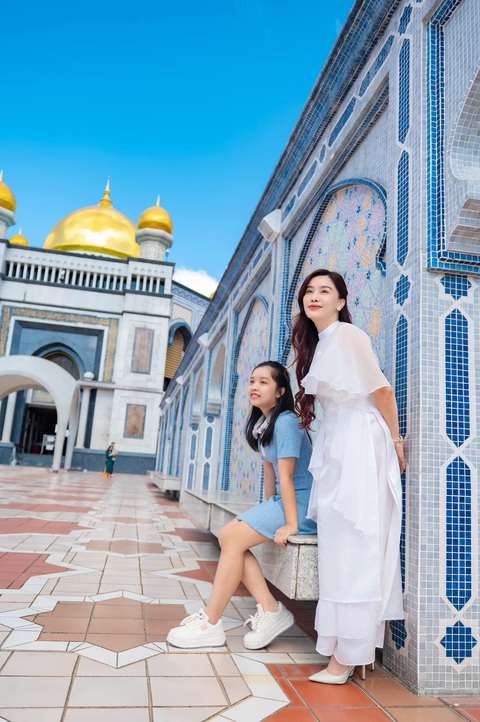 MC Anh Thơ vui như trúng số vì làm được điều này cho phụ huynh- Ảnh 12. MC Anh Thơ vui như trúng số vì làm được điều này cho phụ huynh- Ảnh 12.