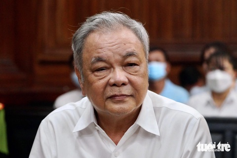 Ông Trần Quí Thanh khóc khi nghe hai con gái nói lời sau cùng- Ảnh 1. Ông Trần Quí Thanh xúc động nói lời sau cùng - Ảnh: HỮU HẠNH