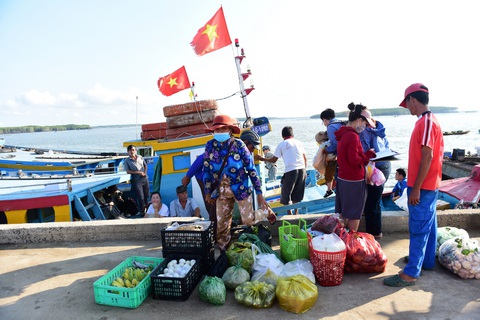 Cấp cứu bằng đường thủy để xã đảo Cần Giờ sẽ không còn là đảo xa- Ảnh 2. Cấp cứu bằng đường thủy để xã đảo Cần Giờ sẽ không còn là đảo xa- Ảnh 2.