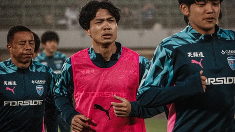 Công Phượng lần đầu đá chính ở J League Cup- Ảnh 2. Công Phượng lần đầu đá chính ở Yokohama - Ảnh: JLC