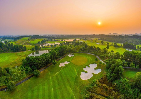 Sky Lake Resort & Golf Club nhận 4 danh hiệu thuộc Giải thưởng Quản lý chất lượng 2024- Ảnh 3. Sky Lake Resort & Golf Club nhận 4 danh hiệu thuộc Giải thưởng Quản lý chất lượng 2024- Ảnh 3.