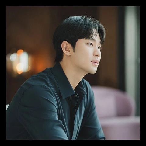 Nữ hoàng nước mắt thông báo tin vui trước thềm tập cuối- Ảnh 2. Kim Soo Hyun trong Nữ hoàng nước mắt
