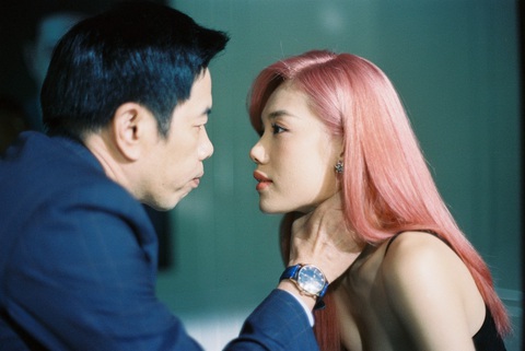 Cái giá của hạnh phúc: Penthouse ngập drama kiểu Việt- Ảnh 1. Cái giá của hạnh phúc do Thái Hòa, Xuân Lan đóng chính cùng NSƯT Hữu Châu, Uyển Ân, Lâm Thanh Nhã… Phim do Nguyễn Ngọc Lâm đạo diễn.