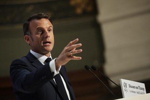 Tổng thống Pháp Emmanuel Macron kêu gọi châu Âu không thể dựa dẫm an ninh vào Mỹ - Ảnh: REUTERS Tổng thống Pháp Emmanuel Macron kêu gọi châu Âu không thể dựa dẫm an ninh vào Mỹ - Ảnh: REUTERS