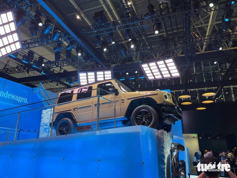 Chi tiết Mercedes-Benz G-Class thuần điện: Đi 476km/lần sạc, xoay 360 độ tại chỗ, off-road cực chất- Ảnh 5. Chi tiết Mercedes-Benz G-Class thuần điện: Đi 476km/lần sạc, xoay 360 độ tại chỗ, off-road cực chất- Ảnh 5.