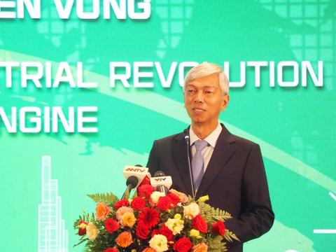 TP.HCM sẽ ra mắt Trung tâm cách mạng công nghiệp 4.0- Ảnh 2. Ông Võ Văn Hoan, phó chủ tịch UBND TP.HCM, phát biểu tại sự kiện - Ảnh: TRỌNG NHÂN