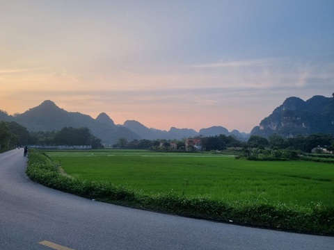 Làng quê Việt Nam thanh bình gây ấn tượng với du khách người Anh Calum Dalton - Ảnh NVCC Làng quê Việt Nam thanh bình gây ấn tượng với du khách người Anh Calum Dalton - Ảnh do nhân vật cung cấp