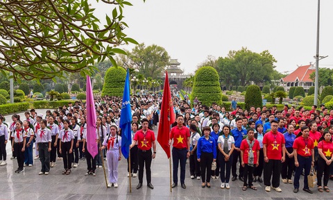 Các bạn trẻ trong Hành trình Các bạn trẻ trong hành trình