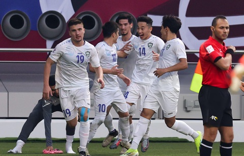 Hạ Saudi Arabia, U23 Uzbekistan gặp U23 Indonesia tại bán kết- Ảnh 3. Niềm vui của các cầu thủ U23 Uzbekistan - Ảnh: GETTY