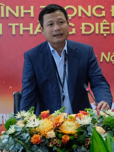 Phó tổng giám đốc Đài truyền hình Việt Nam Đỗ Đức Hoàng điều hành họp báo - Ảnh: TIẾU TÙNG Phó tổng giám đốc Đài truyền hình Việt Nam Đỗ Đức Hoàng điều hành họp báo - Ảnh: TIẾU TÙNG