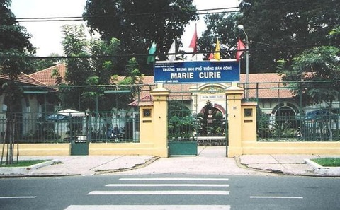 Đề văn có thật sự quá dài hay do học sinh quen lướt TikTok?- Ảnh 1. Học sinh khối 10 Trường THPT Marie Curie (quận 3, TP.HCM) phản ánh đề văn quá dài và khó - Ảnh: Website nhà trường