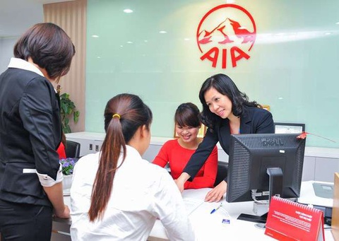 Theo kết luận thanh tra của Bộ Tài chính, 54% hợp đồng bảo hiểm của AIA bị hủy sau 1 năm mua qua ngân hàng - Ảnh: CTV