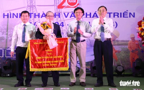 PC Đắk Nông vinh dự nhận nhiều bằng khen, giải thưởng từ trung ương, ngành đến địa phương - Ảnh: TÂM AN PC Đắk Nông vinh dự nhận nhiều bằng khen, giải thưởng từ trung ương, ngành đến địa phương - Ảnh: TÂM AN