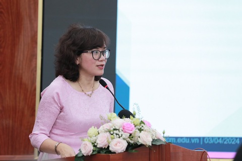 TS Thái Thị Tuyết Dung phát biểu tại tọa đàm - Ảnh: PHƯƠNG LAN TS Thái Thị Tuyết Dung phát biểu tại tọa đàm - Ảnh: PHƯƠNG LAN