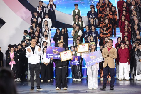 Quán quân Dalat best dance crew 2024 gọi tên nhóm Big Boom Dance Team- Ảnh 8. Quán quân Dalat best dance crew 2024 gọi tên nhóm Big Boom Dance Team- Ảnh 8.