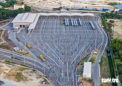 Ngắm diện mạo của các nhà ga tuyến metro số 1- Ảnh 1. Khu depot Long Bình (TP Thủ Đức, TP.HCM) là trung tâm điều khiển, bãi đỗ tàu, trạm vệ sinh, sửa chữa các đoàn tàu tuyến metro số 1 - Ảnh: CHÂU TUẤN