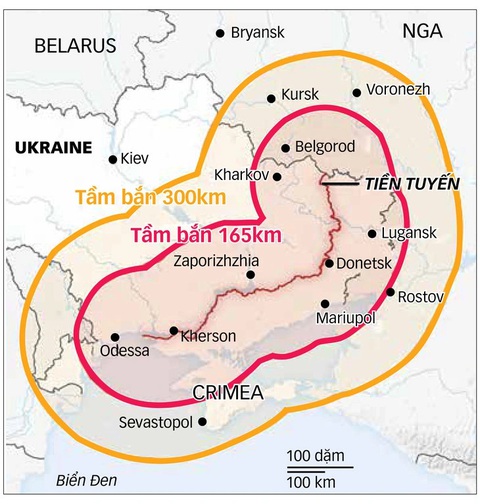 Rộ tin Nga bắn hạ tên lửa ATACMS của Mỹ cung cấp cho Ukraine- Ảnh 2. Các phiên bản tên lửa ATACMS với tầm bắn 165km và 300km - Nguồn: Wall Street Journal; Dữ liệu: BẢO ANH; Đồ họa: TUẤN ANH