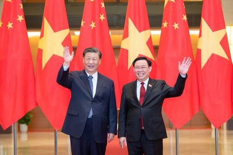 'Chủ tịch Quốc hội Vương Đình Huệ thăm Trung Quốc góp phần nâng tầm quan hệ Việt Nam - Trung Quốc'- Ảnh 3. Chủ tịch Quốc hội Vương Đình Huệ hội kiến Tổng bí thư, Chủ tịch Trung Quốc Tập Cận Bình tại Nhà Quốc hội - Ảnh: PHẠM THẮNG