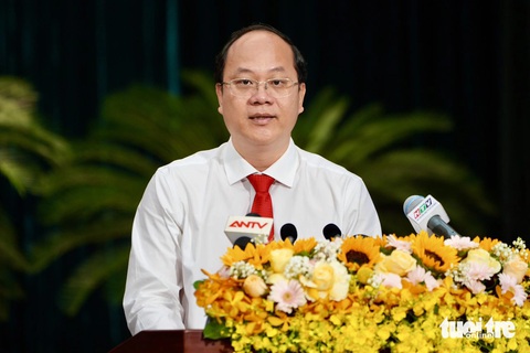 Ông Nguyễn Hồ Hải: Để thi đua yêu nước thành tinh thần trách nhiệm- Ảnh 1. Phó bí thư Thường trực Thành ủy TP.HCM Nguyễn Hồ Hải phát biểu chỉ đạo tại hội nghị - Ảnh: HỮU HẠNH