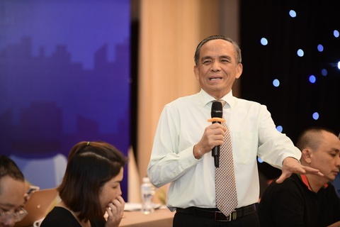 Doanh nghiệp vẫn mong vay vốn dễ hơn, tháo gỡ khó khăn pháp lý cũng là khơi thông nguồn vốn- Ảnh 3. Ông Lê Hoàng Châu - chủ tịch Hiệp hội Bất động sản TP.HCM - Ảnh: QUANG ĐỊNH
