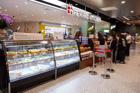 AEON Nguyễn Văn Linh khai trương tại TP.HCM- Ảnh 2. Mô hình Reward Kitchen lần đầu có mặt tại khu ẩm thực của AEON Nguyễn Văn Linh