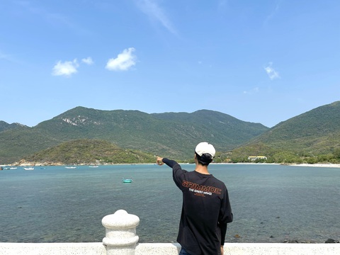 Nét đơn sơ, mộc mạc của làng chài Ninh Vân hớp hồn du khách- Ảnh 2. Ninh Vân có nhiều địa điểm lý tưởng để du khách tham quan, chụp ảnh - Ảnh: GIA HÂN