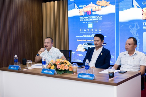 Giải golf đông người thi đấu nhất miền Trung khởi tranh tháng 4-2024- Ảnh 1. Ban tổ chức giải golf Sông Hàn hội tụ - tranh Cúp Hatoco 2024 cho biết đây là giải đấu đông vận động viên tham gia nhất từ trước đến nay ở miền Trung - Ảnh: N.Q