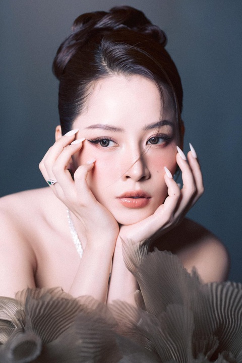 Chi Pu chính thức phản hồi thông tin đóng phim cùng Triệu Lộ Tư- Ảnh 2. Công ty quản lý của Chi Pu lên tiếng chưa xác nhận, đồng thời mong truyền thông, khán giả và người hâm mộ không chia sẻ thông tin chưa chính xác.