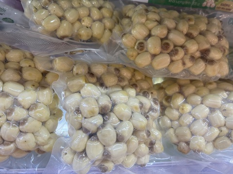 Sinh viên bào chế phim ngậm giúp ngủ ngon- Ảnh 2. Các hoạt chất và chất oxy hóa có trong tim (tâm) sen có tác dụng hỗ trợ ngủ ngon