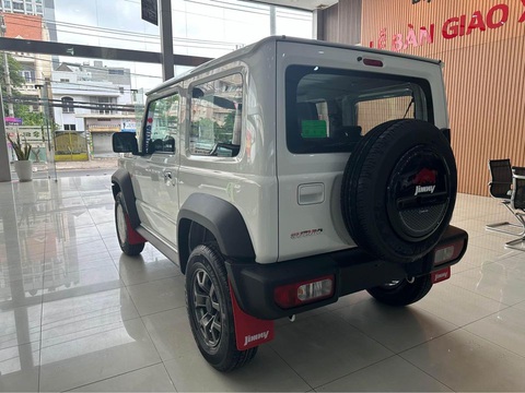 Tin tức giá xe: Suzuki Jimny 2024 loạn giá tại các đại lý- Ảnh 6. Tin tức giá xe: Suzuki Jimny 2024 loạn giá tại các đại lý- Ảnh 6.