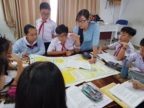 TP.HCM giảm chỉ tiêu tuyển sinh lớp 6 Trường Trần Đại Nghĩa- Ảnh 1. Một tiết học của học sinh hệ THCS ở Trường Trần Đại Nghĩa - Ảnh: Nhà trường cung cấp