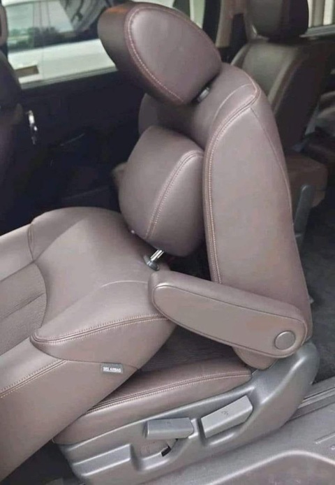 Ảnh vui 9-4: Gửi thư tỏ tình cho cậu bạn sắp chuyển trường- Ảnh 6. Anh và em ở một vũ trụ khác.