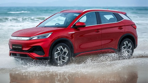 BYD sẽ tung những mẫu xe và cạnh tranh phân khúc nào tại Việt Nam?- Ảnh 3. Cả hai phiên bản đều dùng mô-tơ đơn gắn ở cầu trước với công suất 198 mã lực và mô-men xoắn 310 Nm. Bản Standard Range dùng pin 49,92 kWh, tầm vận hành 410km. Bản Extended Range dùng pin 60,48 kWh, tầm vận hành 480km - Ảnh: BYD