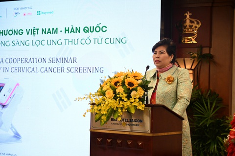 Phát triển AI trong sàng lọc ung thư cổ tử cung- Ảnh 4. Bà Lê Thị Giàu, chủ tịch HĐQT Công ty CP Thực phẩm Bình Tây - Ảnh: Đ.H