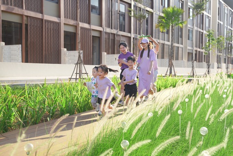 'Trung tâm mới' TP.HCM thay đổi, ngày càng nhộn nhịp- Ảnh 4. Hệ công viên nội khu đa dạng với mảng xanh rộng lớn trong phân khu SOHO