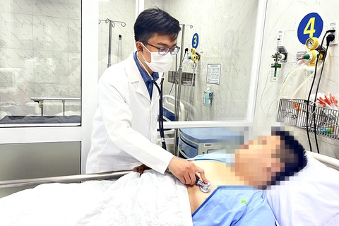 Nam thanh niên 19 tuổi ngưng tim, ngưng thở khi ngủ- Ảnh 1. Nam thanh niên ngưng tim, ngưng thở do biến chứng của hội chứng ngưng thở khi ngủ đã khỏe mạnh, xuất viện sau gần một tuần điều trị - Ảnh: A LỘC