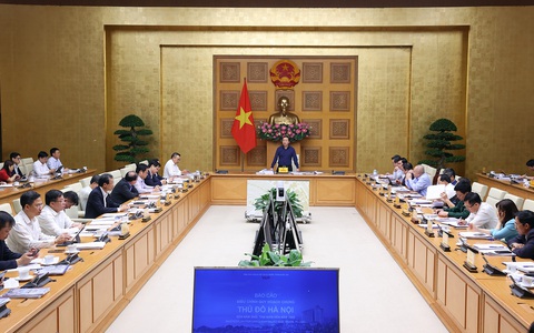 Phó thủ tướng Trần Hồng Hà: Cần tái hiện Hà Nội nghìn năm văn hiến, sông Hồng buôn bán tấp nập- Ảnh 1. Phó thủ tướng Trần Hồng Hà chủ trì cuộc họp - Ảnh: VGP