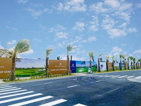 'Trung tâm mới' TP.HCM thay đổi, ngày càng nhộn nhịp- Ảnh 6. Sân tập golf đang được hoàn thiện, chuẩn bị ra mắt trong thời gian tới