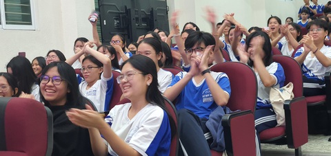 15h ngày 3-5: TP.HCM mở cổng đăng ký thi tuyển sinh lớp 10- Ảnh 1. Học sinh Trường THPT Lê Quý Đôn trong một chương trình ngoại khóa diễn ra vào tháng 4-2024. Đối với những học sinh lớp 9 có nguyện vọng tiếp tục học tiếng Nhật ở lớp 10 cần ưu tiên đăng ký các trường: THPT Trưng Vương, THPT Lê Quý Đôn, THPT Marie Curie - Ảnh: H.HG